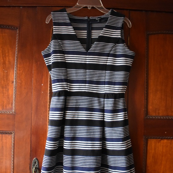 Madewell Navy and White Stripe Dress with Pockets - Picture 2 of 7